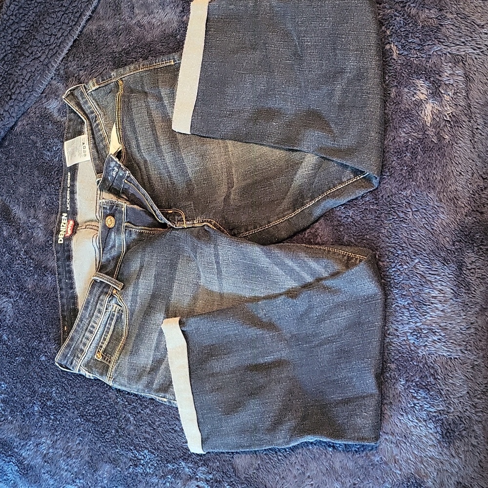 Denizen Levi cropped jeans